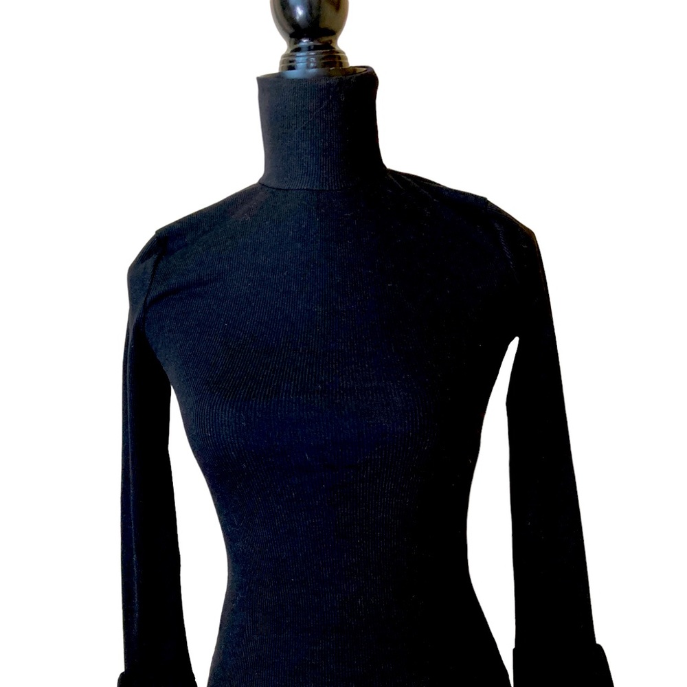 Shein Black Knit Bell Shape Long Sleeves Top